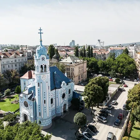 Falkensteiner Szálloda Pozsony