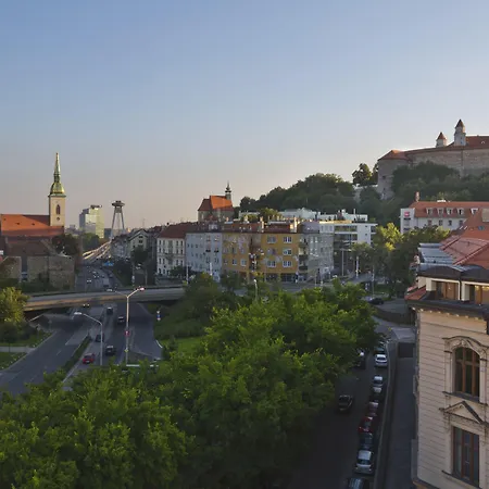 Falkensteiner Szálloda