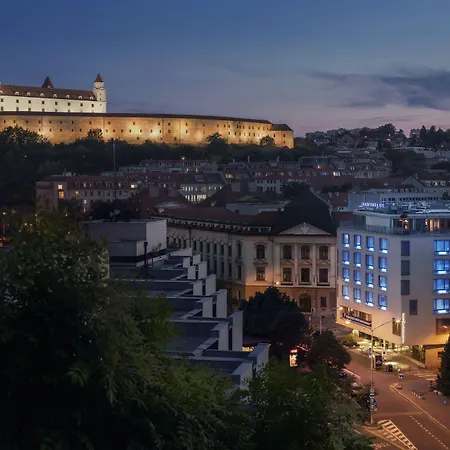 Falkensteiner 4* Pozsony