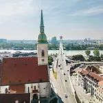 Szálloda Falkensteiner Pozsony