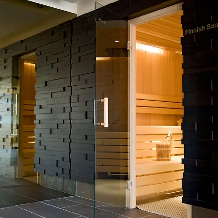 布拉迪斯拉发法肯斯特纳尔酒店 酒店 4*